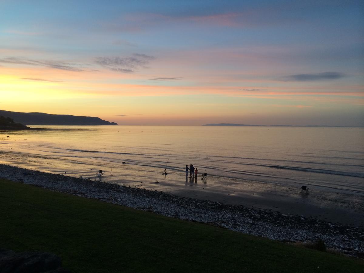 Josies Place At Waters Edge Self Catering Apartment Glenarm エクステリア 写真